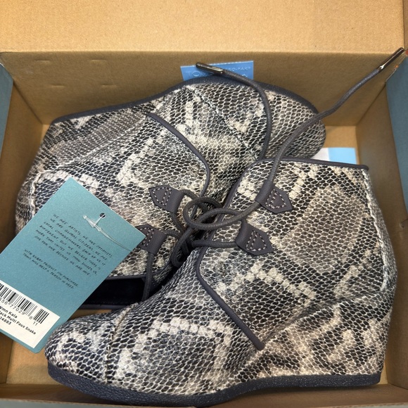 TOMS Snakeskin Wedge Booties - Picture 4 of 10